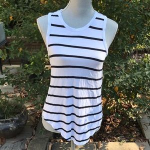 Cha Sor Black/White Sleeveless Top